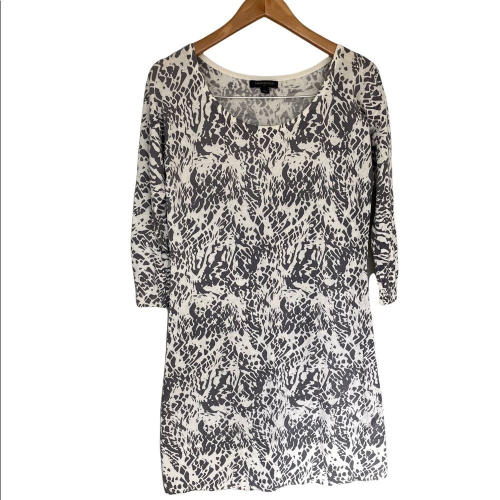 Banana republic light sweater dress